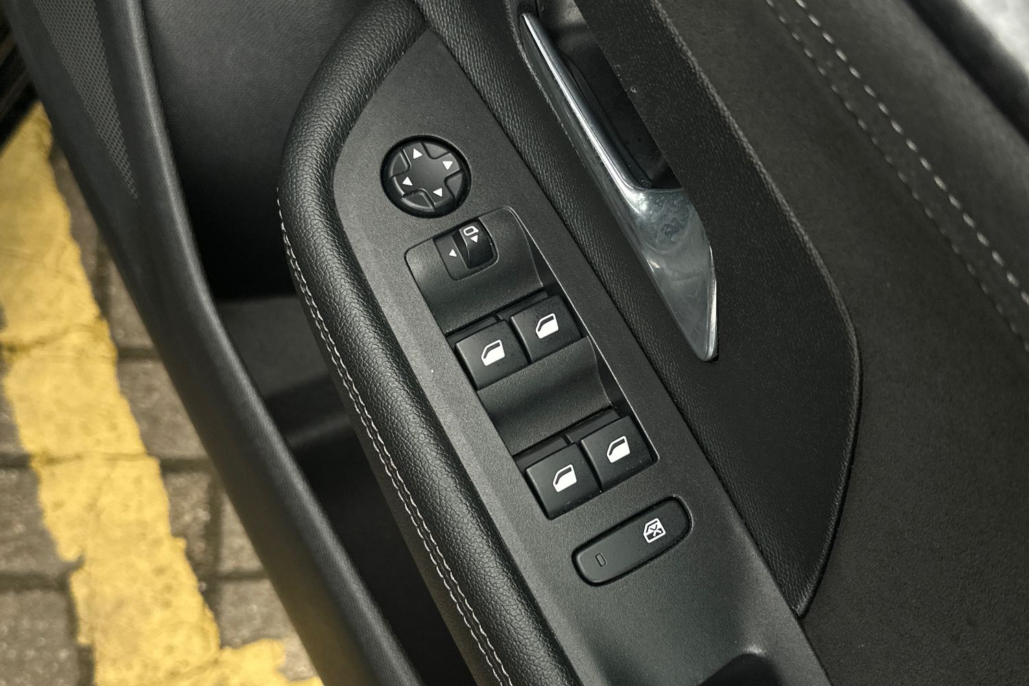 Used Vauxhall Mokka Electric 2022 for sale - 75868872: Photo 21
