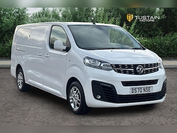 Vauxhall Vivaro feature image