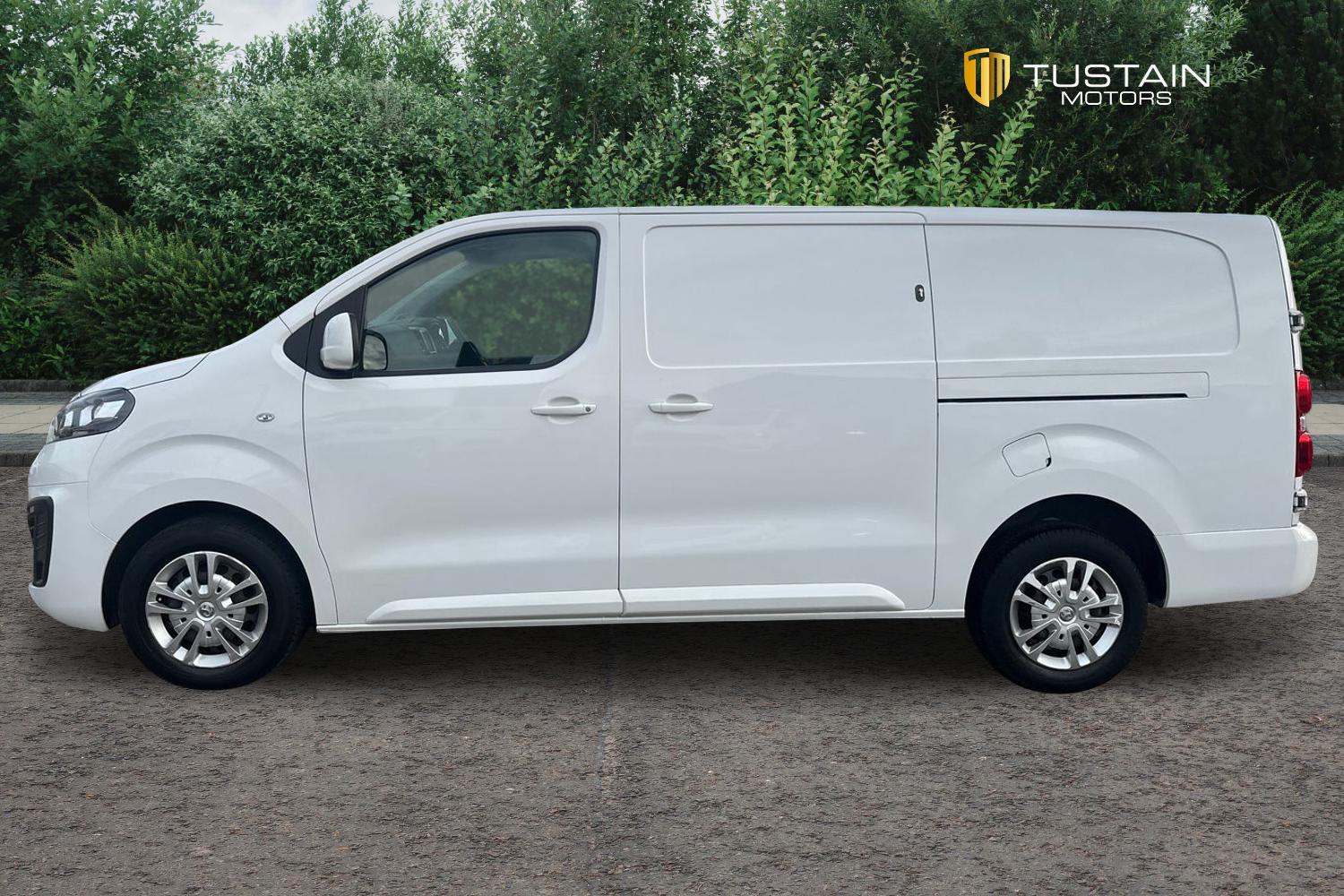 Used Vauxhall Vivaro 2020 for sale - 77842690: Photo 9