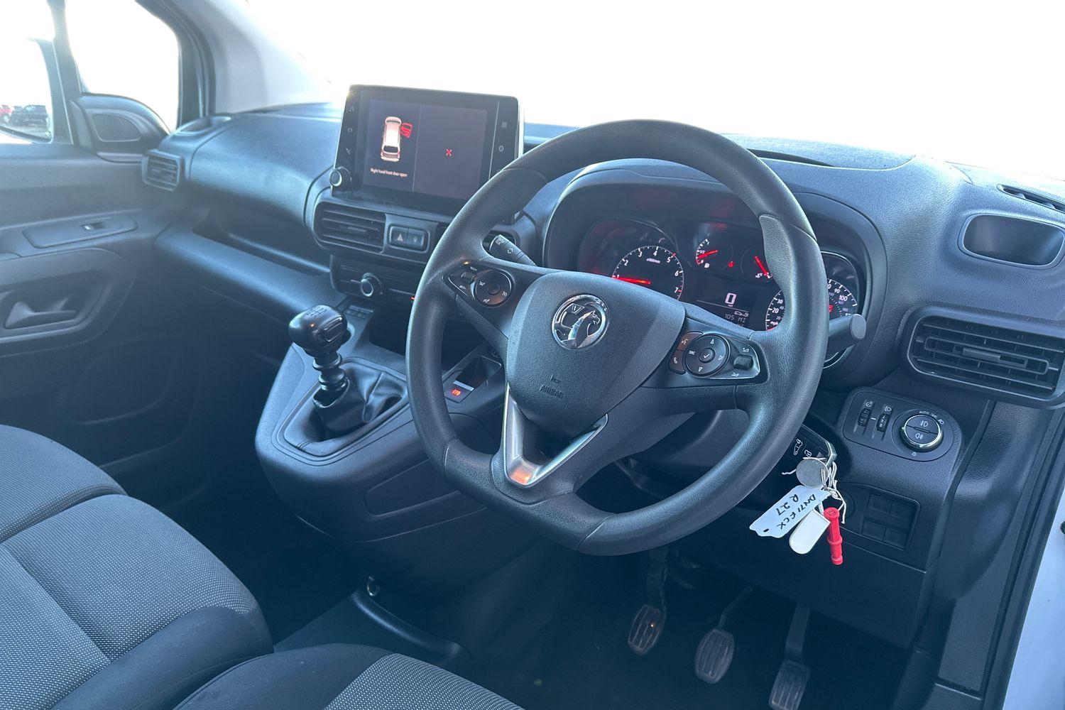 Used Vauxhall Combo 2021 for sale - 76649410: Photo 2