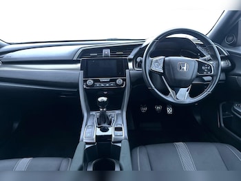 Used Honda Civic 2019 for sale - 76411508: Photo