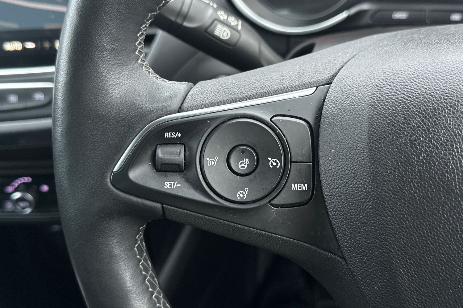 Used Vauxhall Crossland 2021 for sale - 76968243: Photo 25