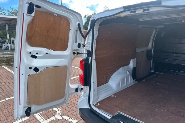 Used Vauxhall Vivaro 2020 for sale - 76155985: Photo 19