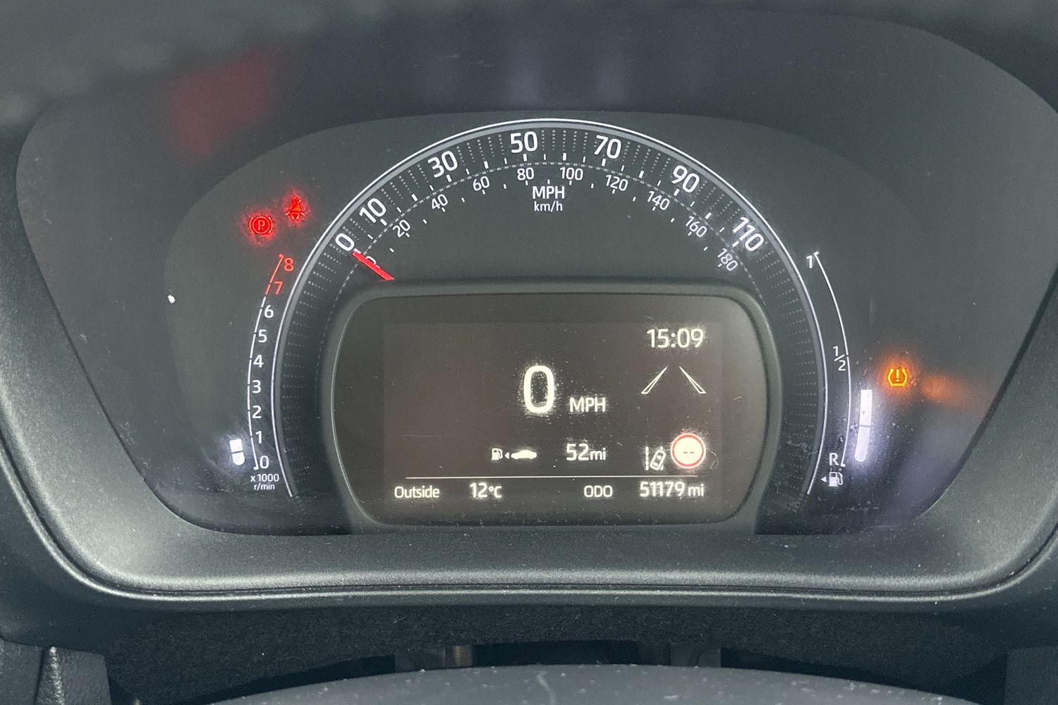 Used Toyota Aygo X 2022 for sale - 75930629: Photo 13