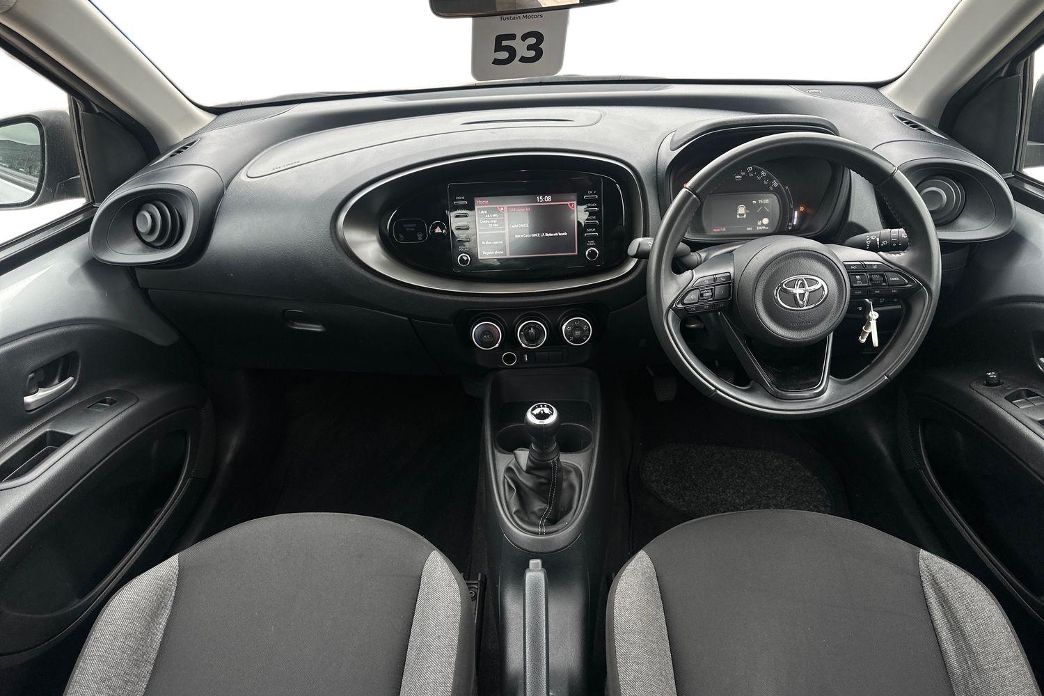 Used Toyota Aygo X 2022 for sale - 75930629: Photo 4