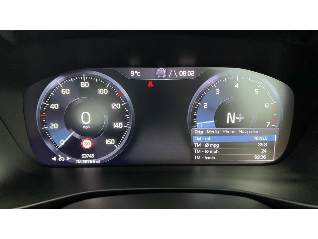 Used Volvo XC40 2021 for sale - 77929110: Photo 4