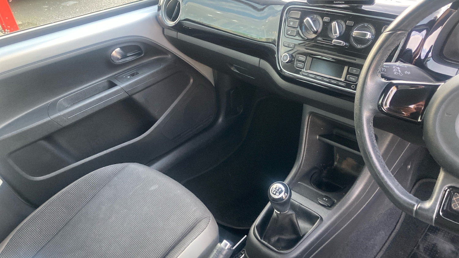 Used Volkswagen up! 2013 for sale - 76960656: Photo 14