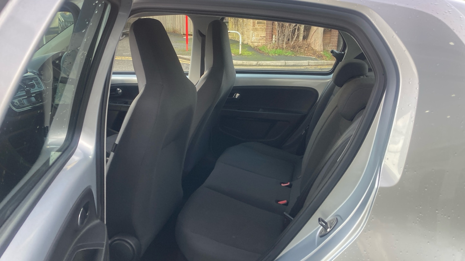 Used Volkswagen up! 2013 for sale - 76960656: Photo 16