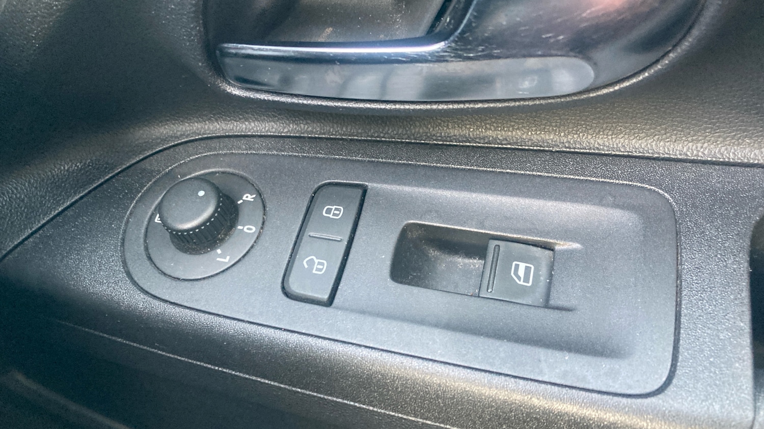 Used Volkswagen up! 2013 for sale - 76960656: Photo 21