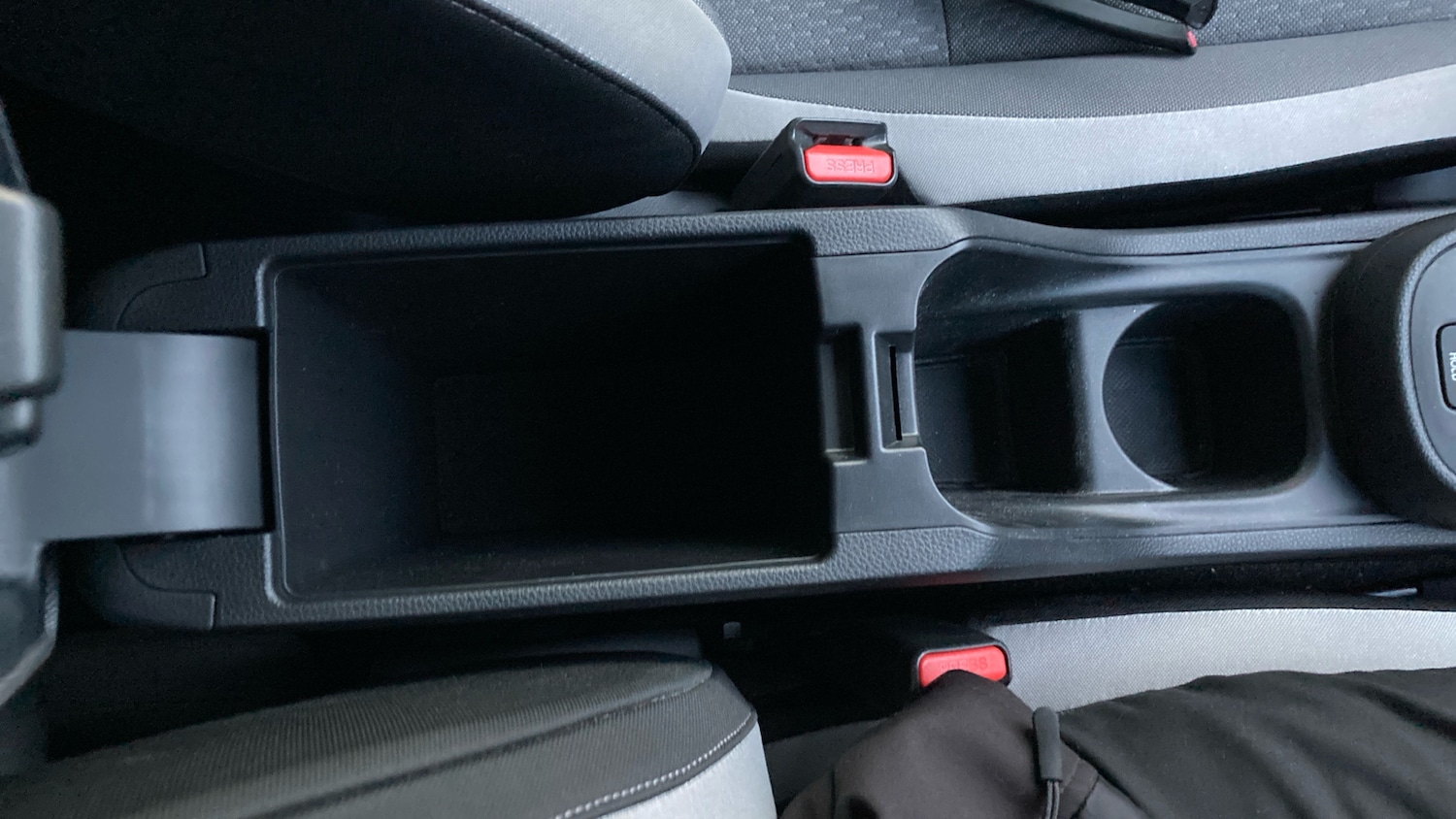 Used Honda Jazz 2023 for sale - 77033323: Photo 32