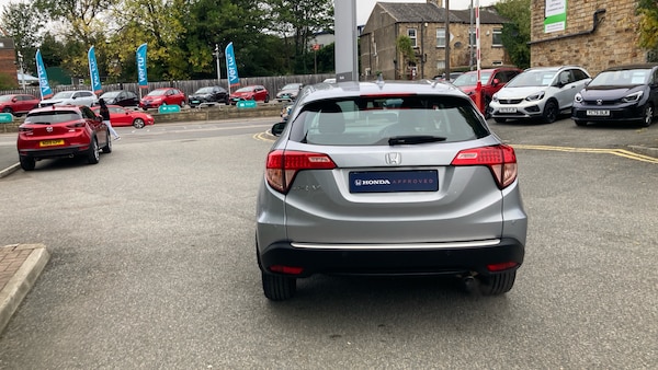 Used Honda HR-V 2018 for sale - 76232266: Photo 15