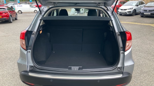 Used Honda HR-V 2018 for sale - 76232266: Photo 30