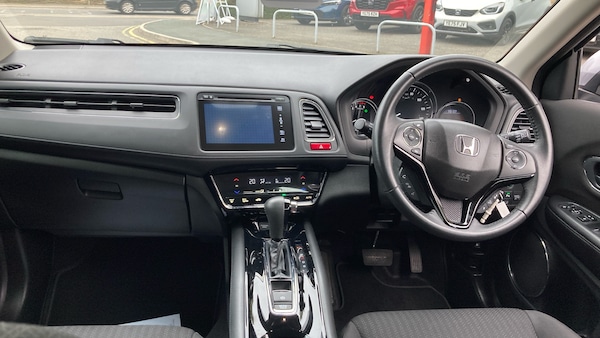 Used Honda HR-V 2018 for sale - 76232266: Photo 4