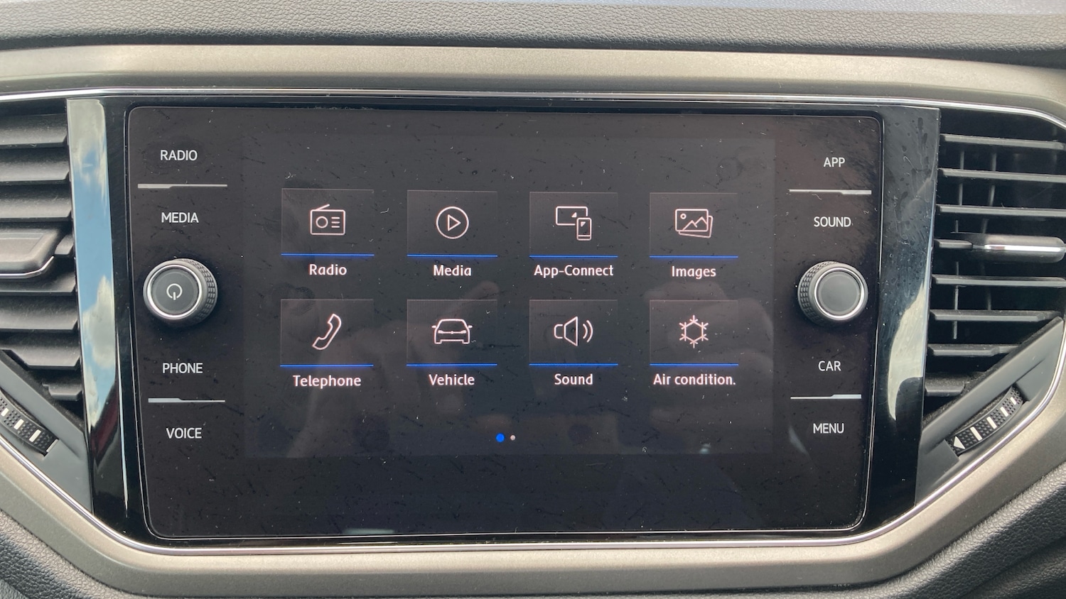 Used Volkswagen T-Roc 2020 for sale - 76319523: Photo 12