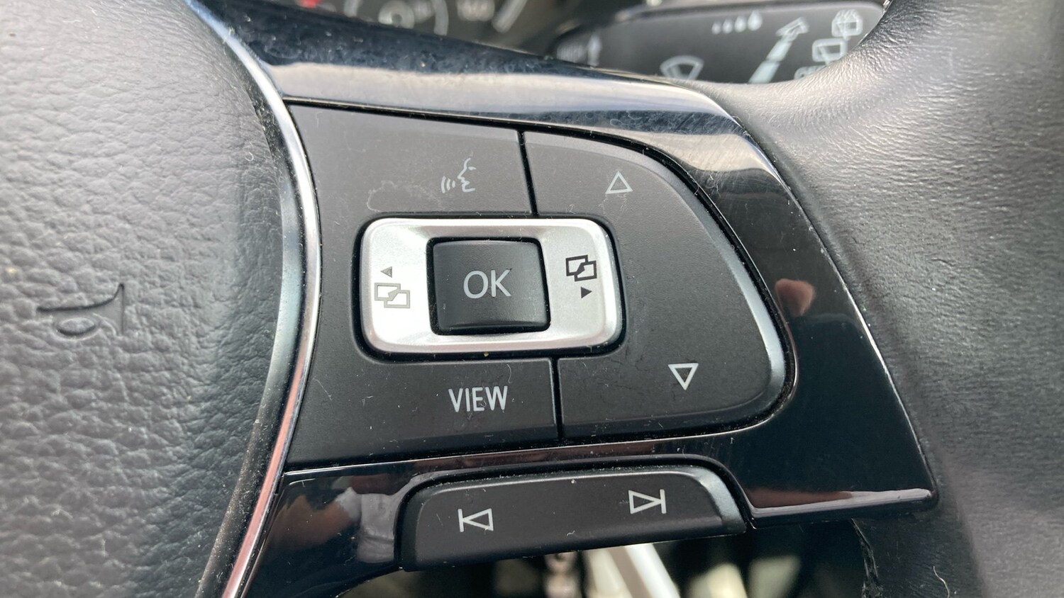 Used Volkswagen T-Roc 2020 for sale - 76319523: Photo 18