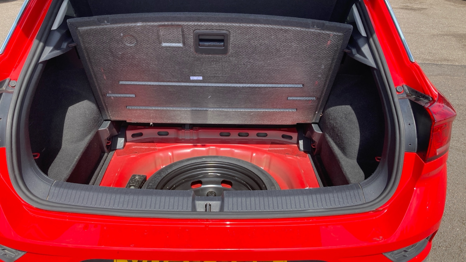 Used Volkswagen T-Roc 2020 for sale - 76319523: Photo 20