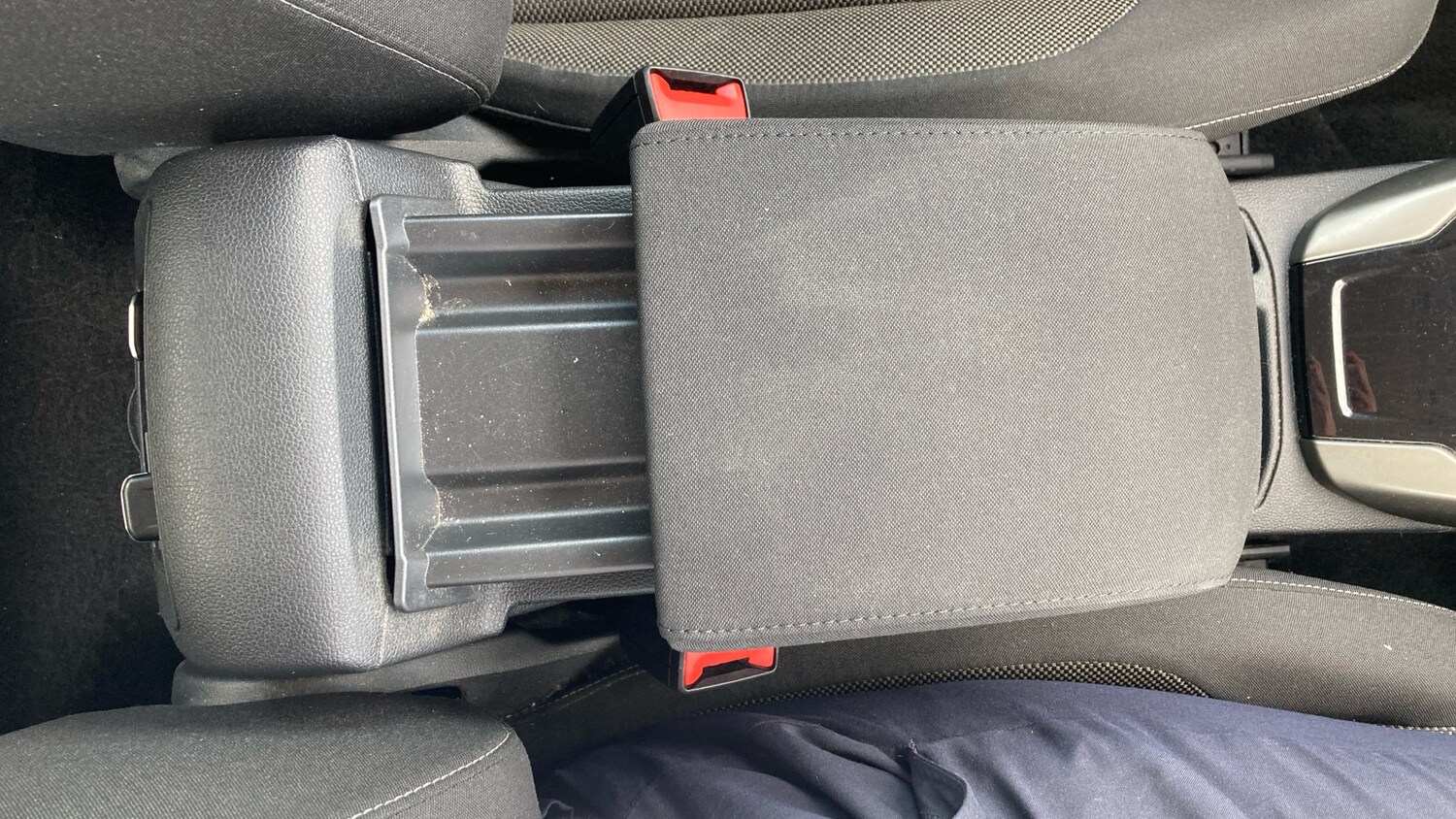 Used Volkswagen T-Roc 2020 for sale - 76319523: Photo 36