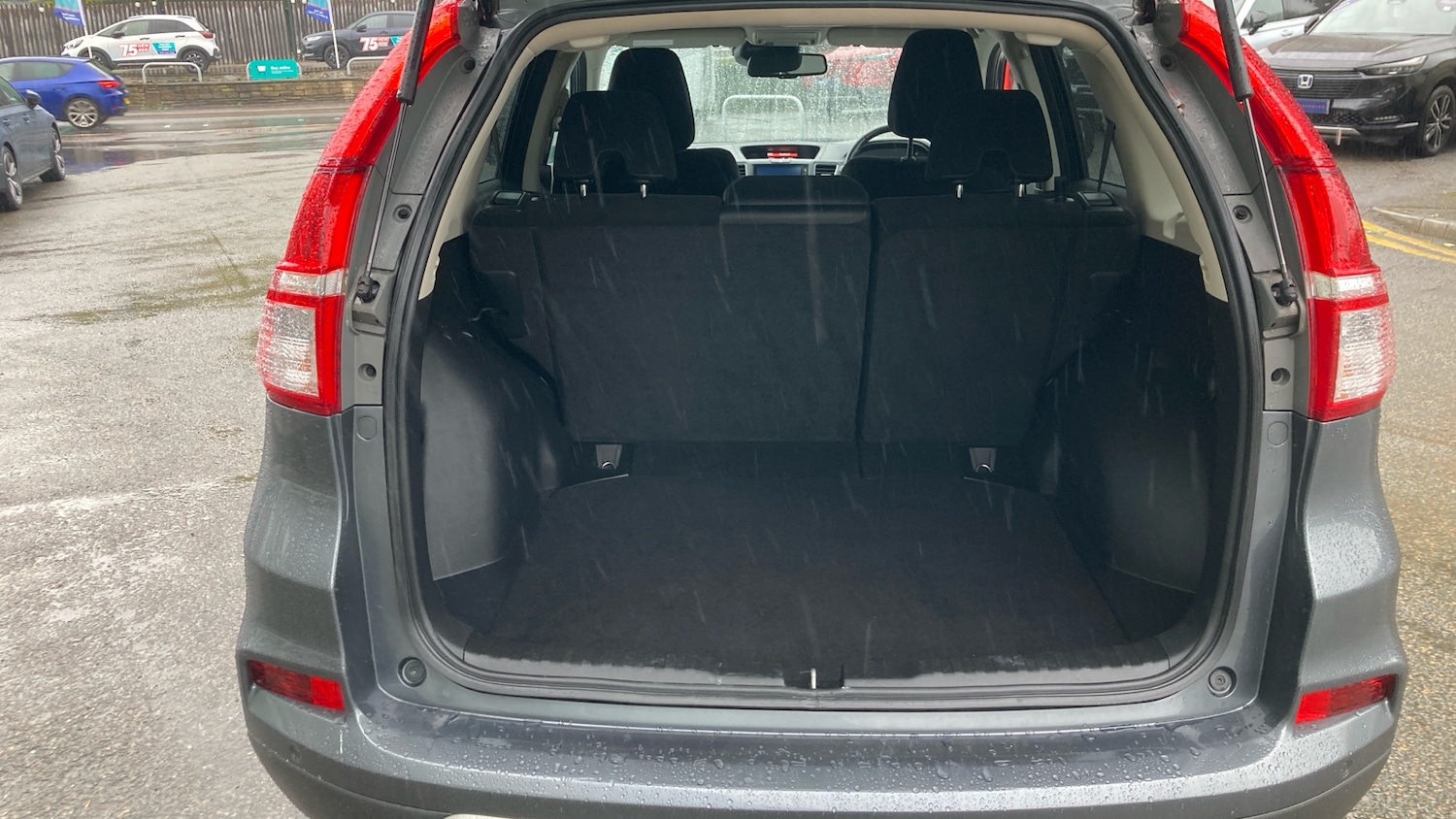 Used Honda CR-V 2016 for sale - 76016862: Photo 42