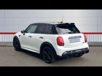 Used MINI Cooper 2023 for sale - 74902489: Photo