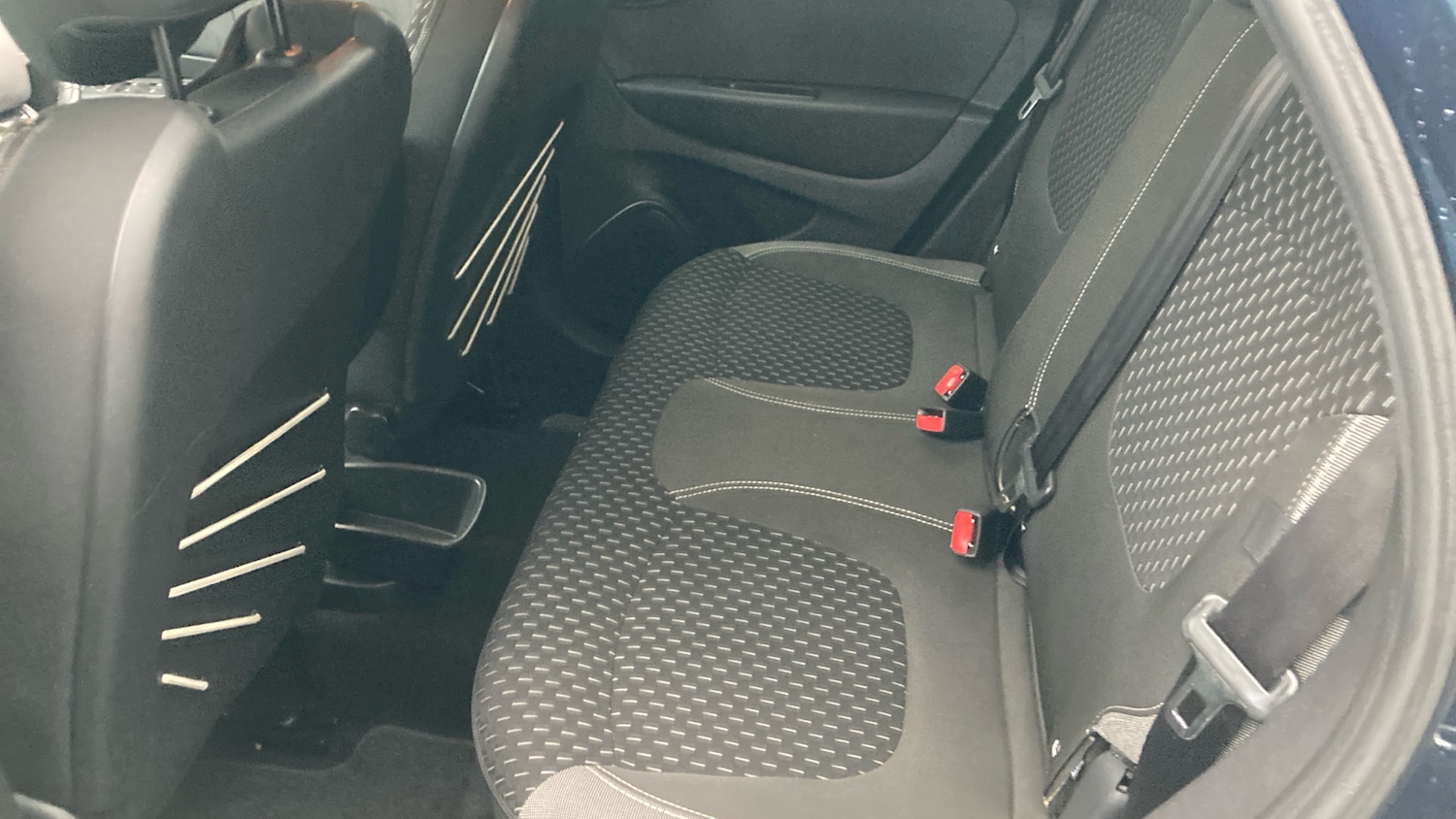 Used Renault Captur 2018 for sale - 76637577: Photo 37