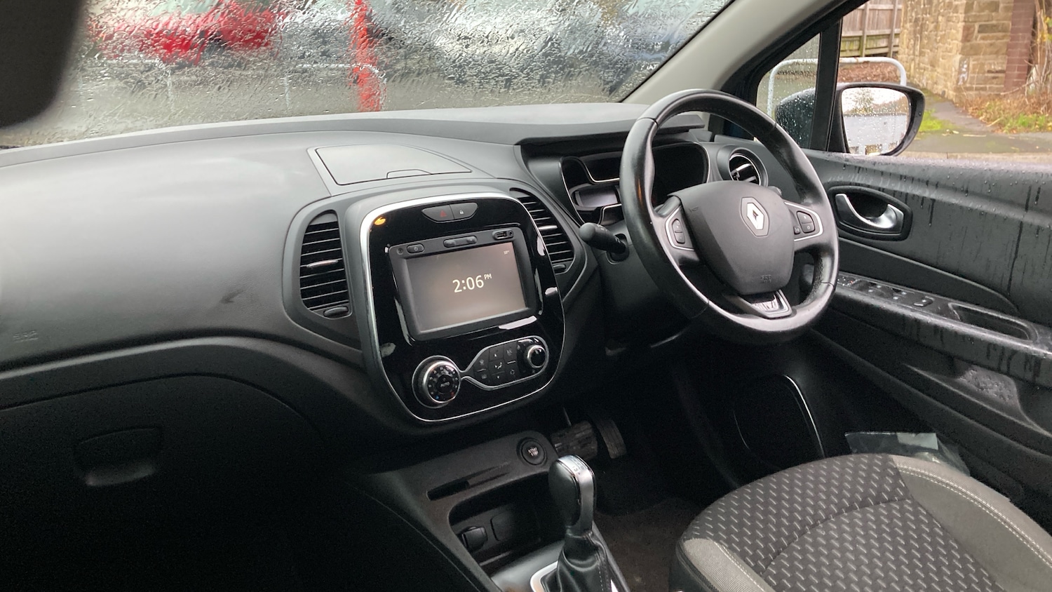 Used Renault Captur 2018 for sale - 76637577: Photo 9