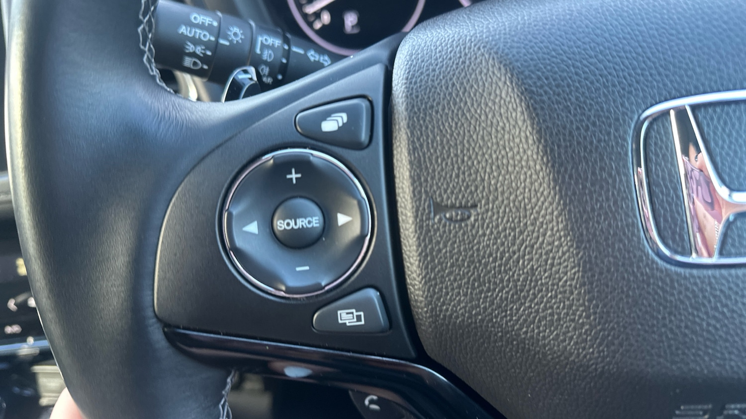 Used Honda HR-V 2020 for sale - 76830513: Photo 13