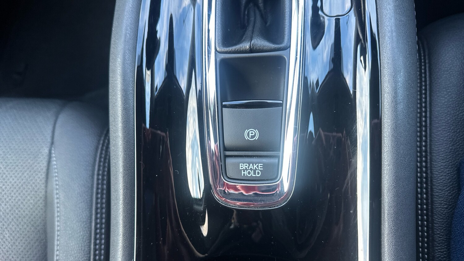 Used Honda HR-V 2020 for sale - 76830513: Photo 22