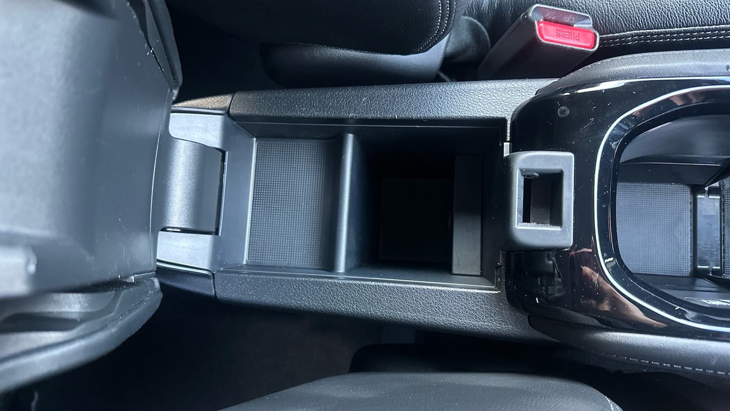 Used Honda HR-V 2020 for sale - 76830513: Photo 26