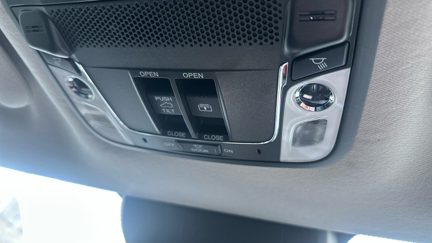 Used Honda HR-V 2020 for sale - 76830513: Photo 28