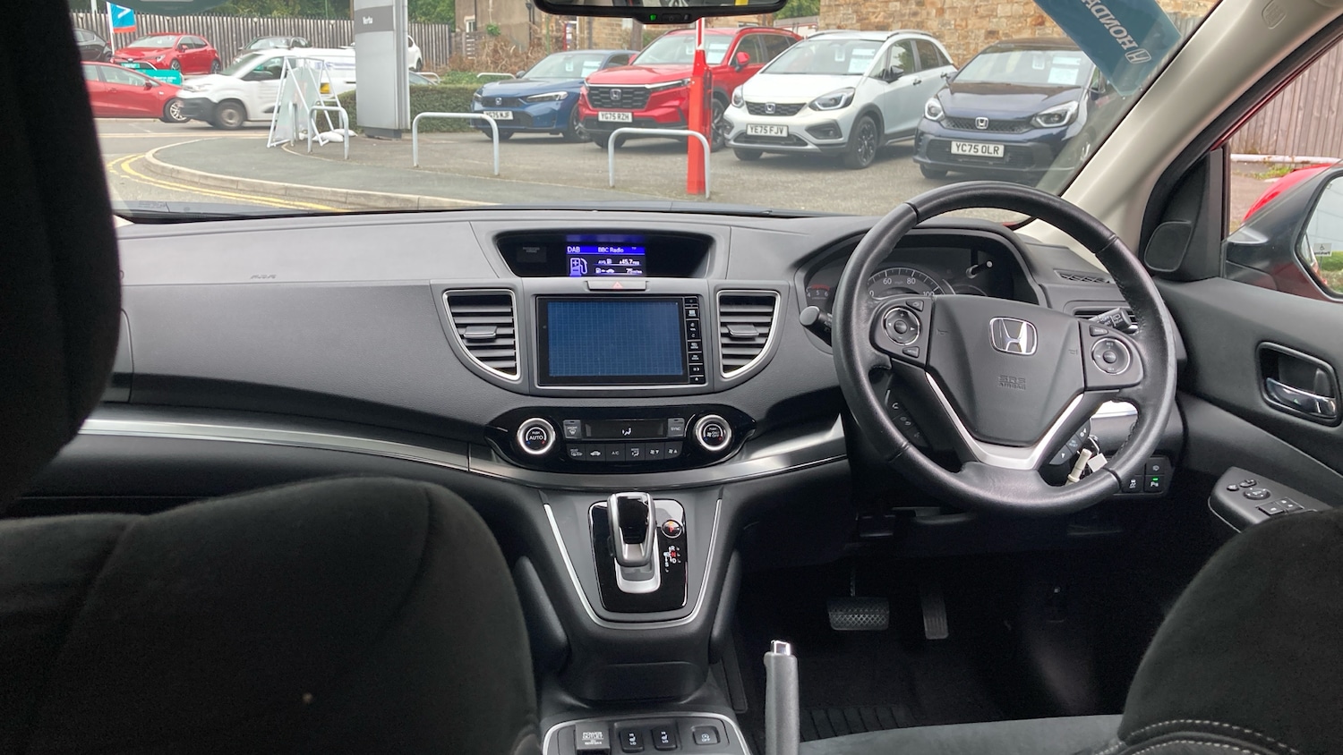 Used Honda CR-V 2018 for sale - 76492099: Photo 35