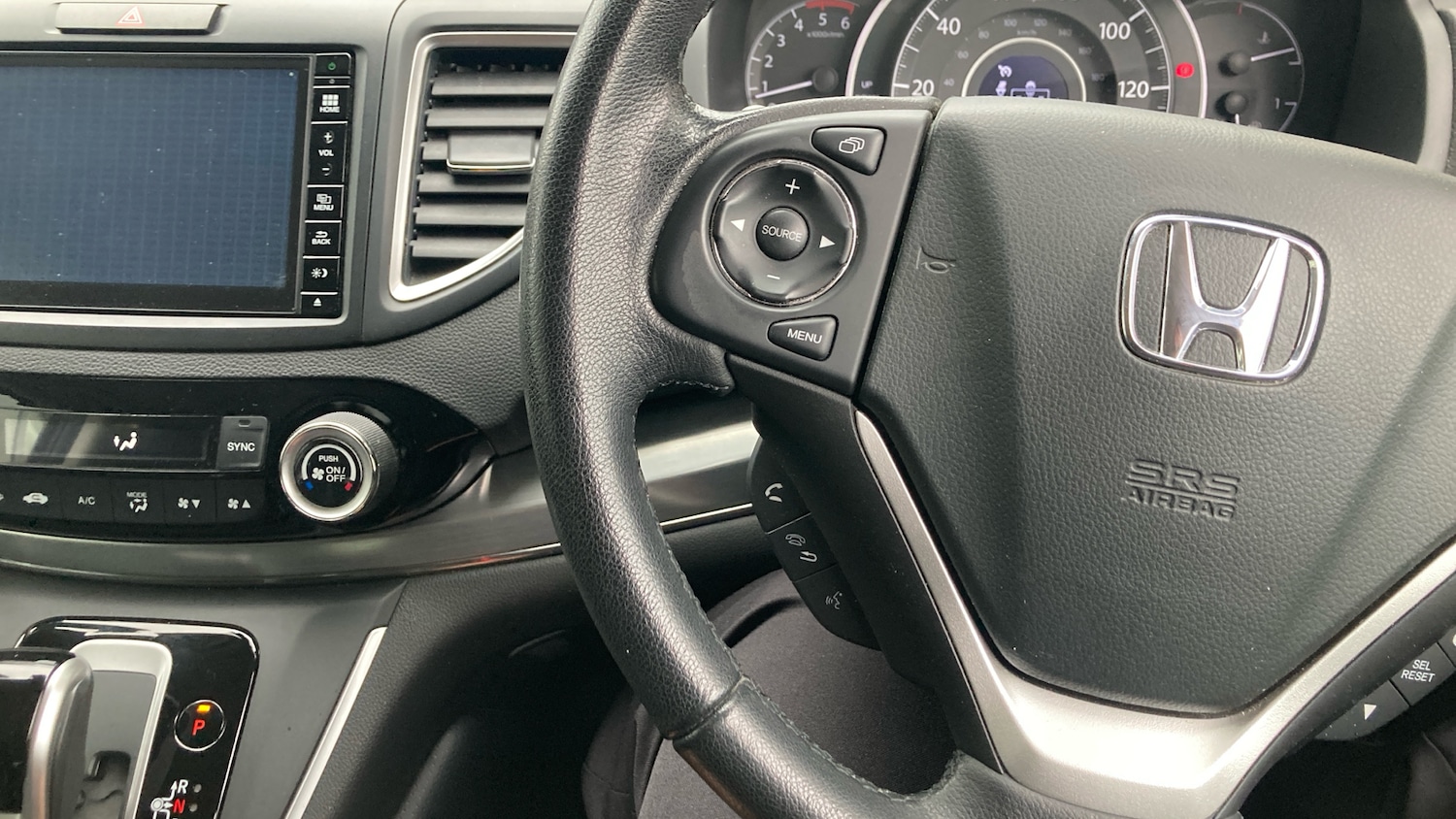 Used Honda CR-V 2018 for sale - 76492099: Photo 36