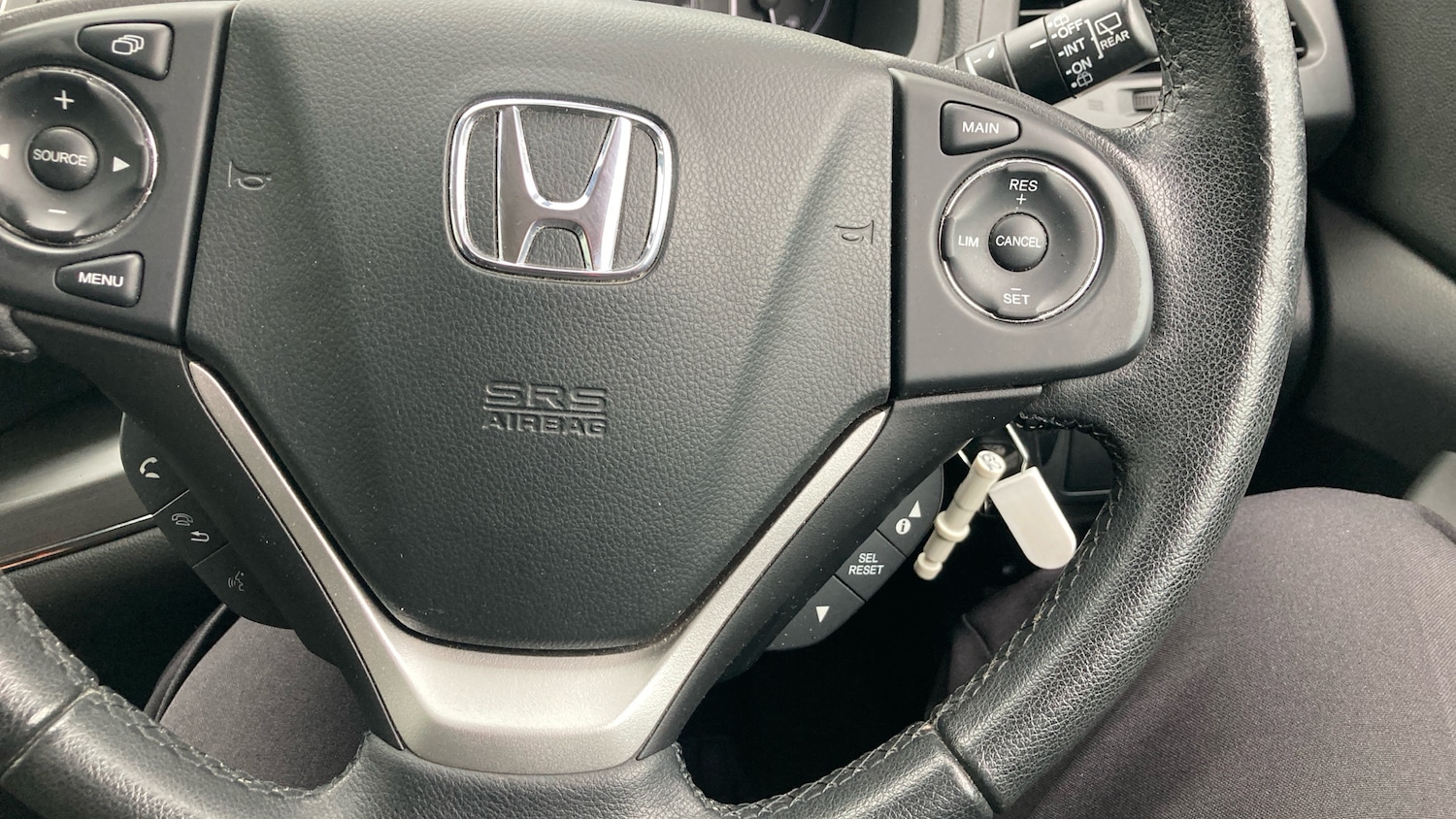 Used Honda CR-V 2018 for sale - 76492099: Photo 37
