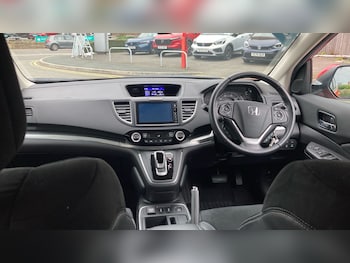 Used Honda CR-V 2018 for sale - 76492099: Photo