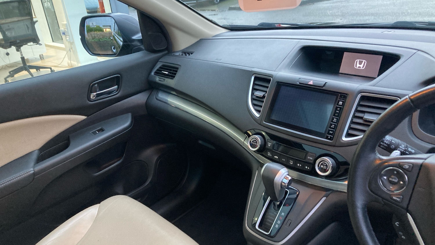 Used Honda CR-V 2015 for sale - 76808020: Photo 14