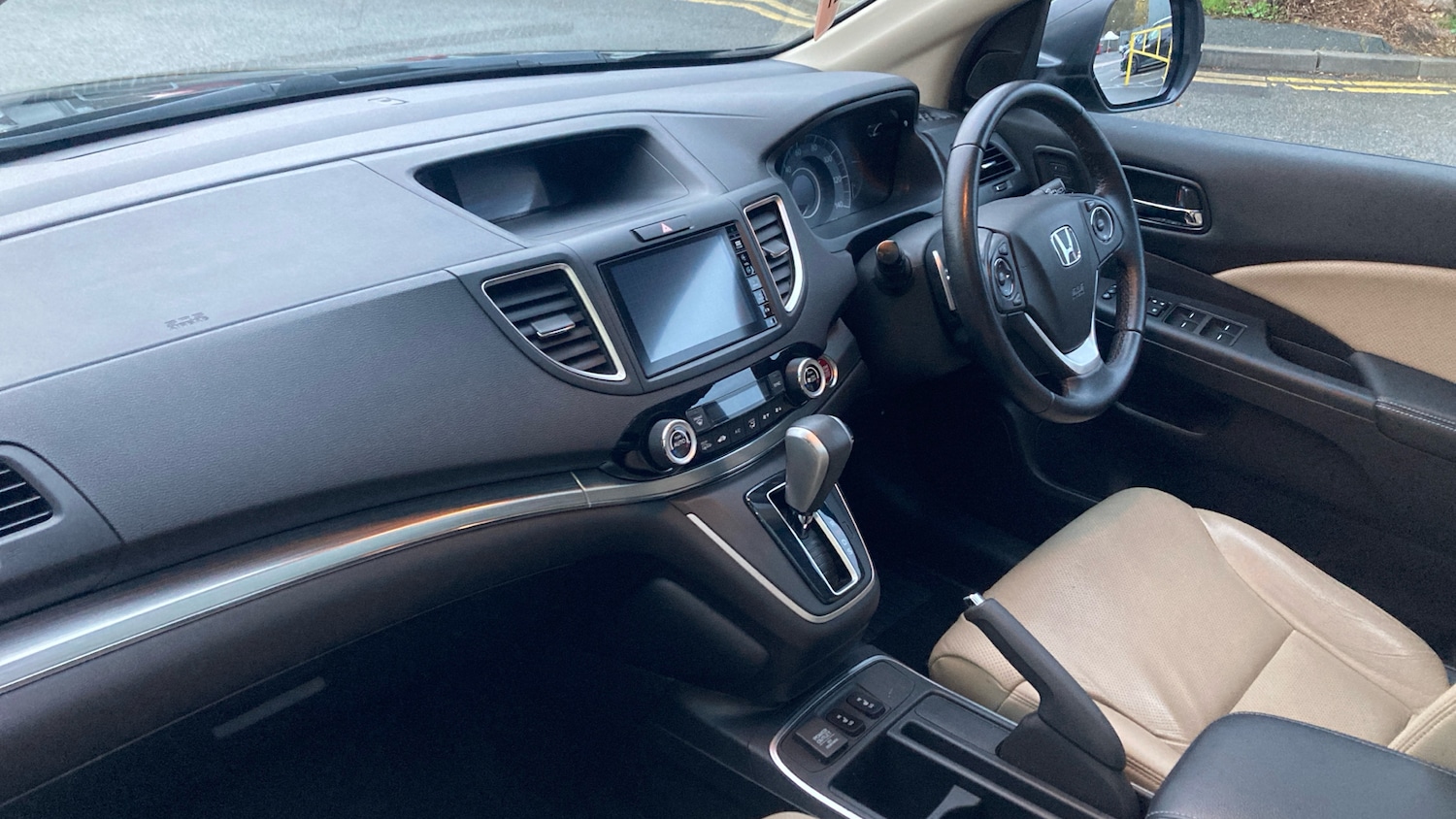 Used Honda CR-V 2015 for sale - 76808020: Photo 9