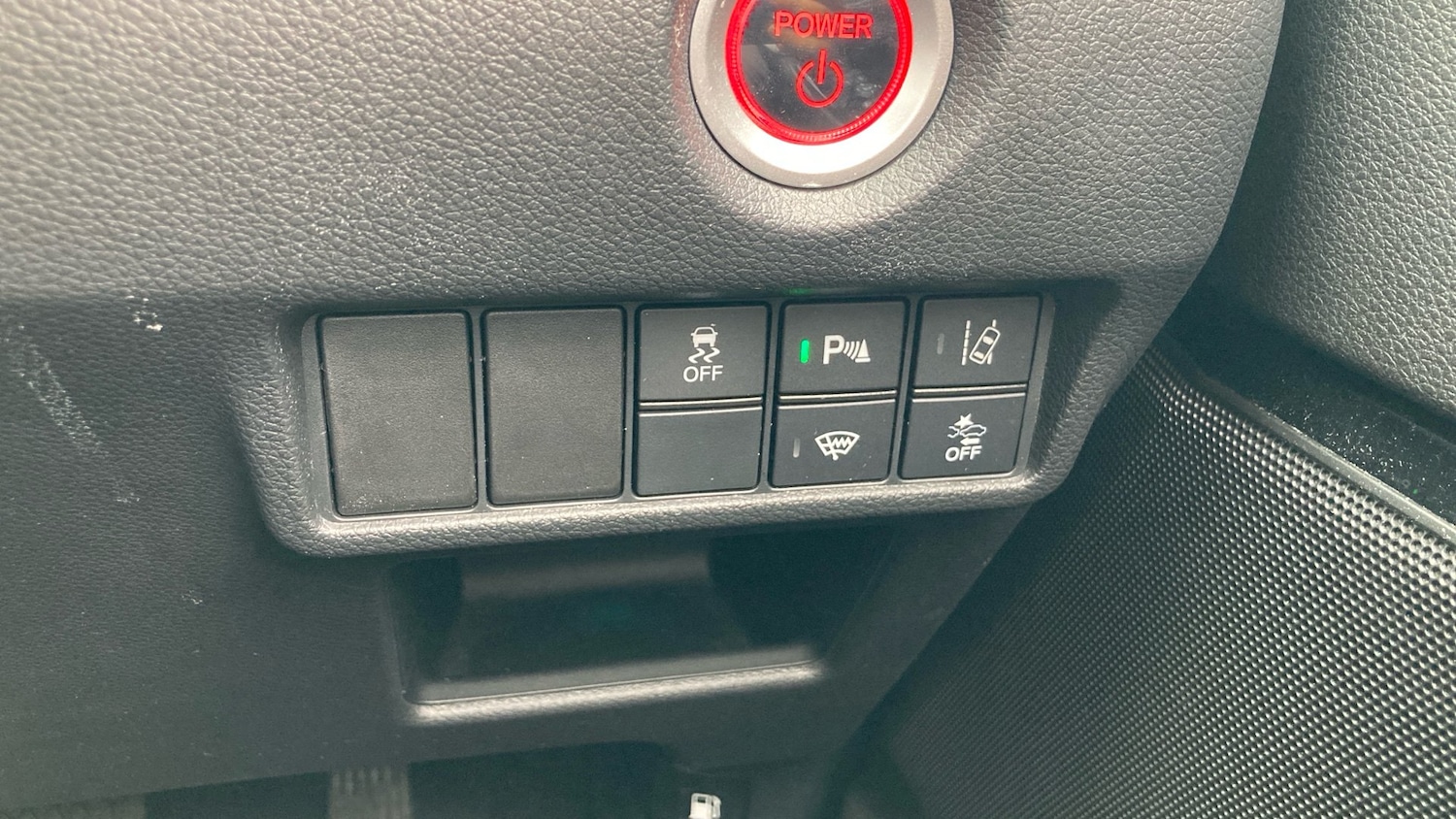 Vehicle 33