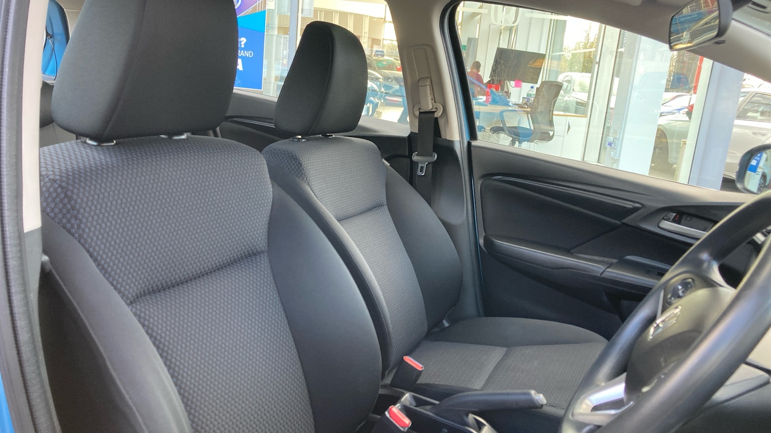 Used Honda Jazz 2018 for sale - 76684742: Photo 18