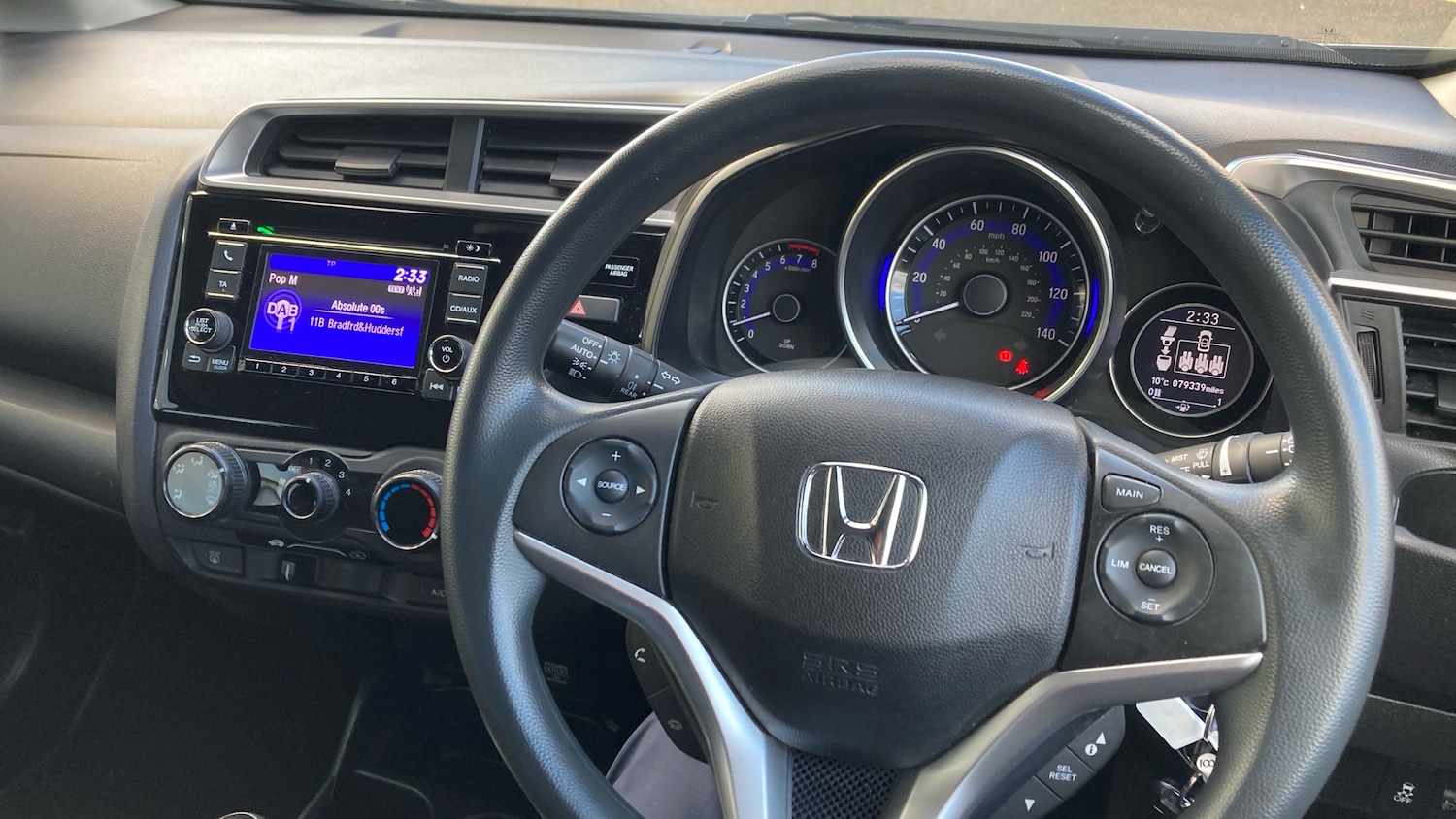 Used Honda Jazz 2018 for sale - 76684742: Photo 26