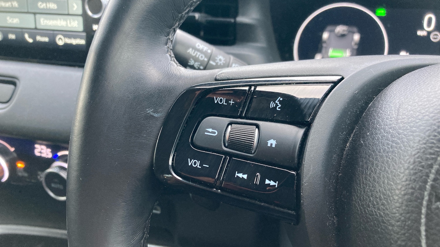 Used Honda HR-V 2023 for sale - 77033320: Photo 38