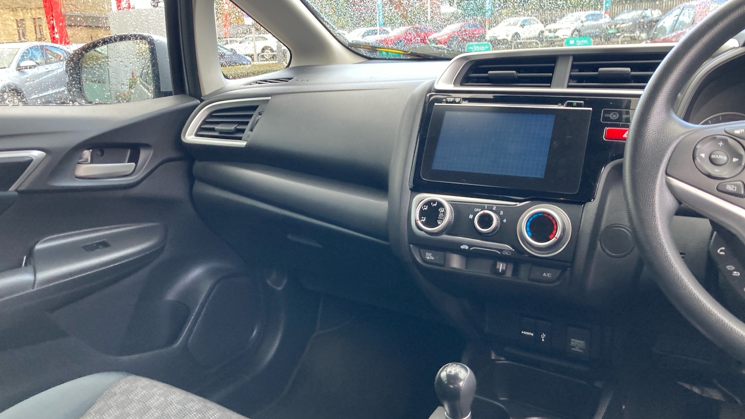 Used Honda Jazz 2017 for sale - 76465990: Photo 14