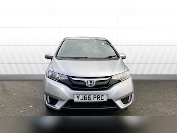Used Honda Jazz 2017 for sale - 76465990: Photo