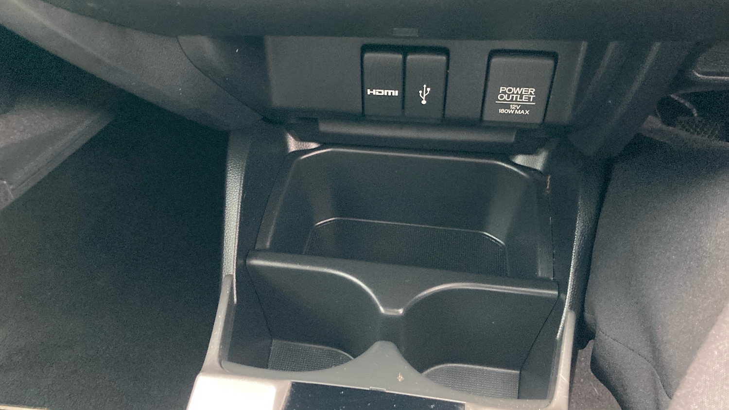 Used Honda Jazz 2017 for sale - 76465990: Photo 40