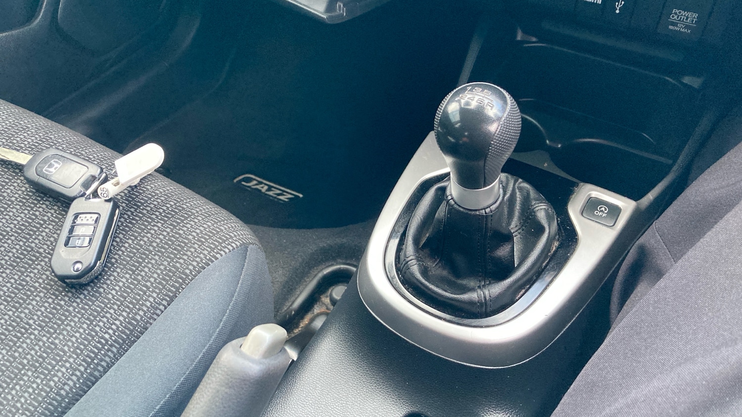 Used Honda Jazz 2017 for sale - 76465990: Photo 41