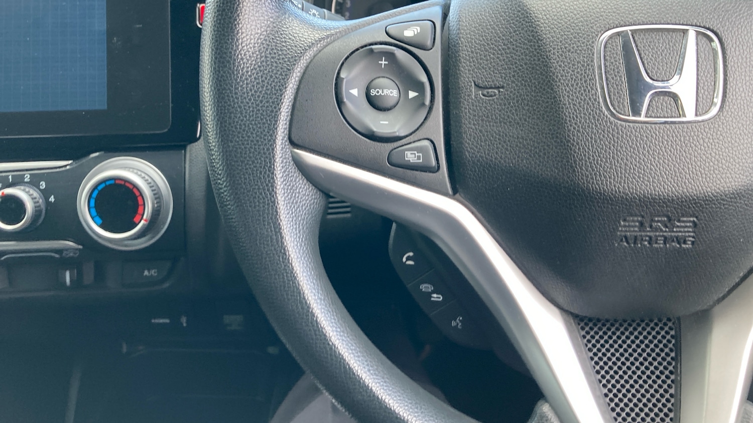 Used Honda Jazz 2017 for sale - 76465990: Photo 42