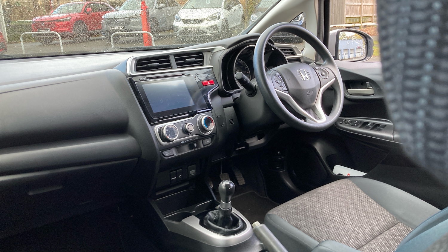 Used Honda Jazz 2017 for sale - 76465990: Photo 9