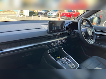 Used Honda CR-V 2023 for sale - 75910855: Photo