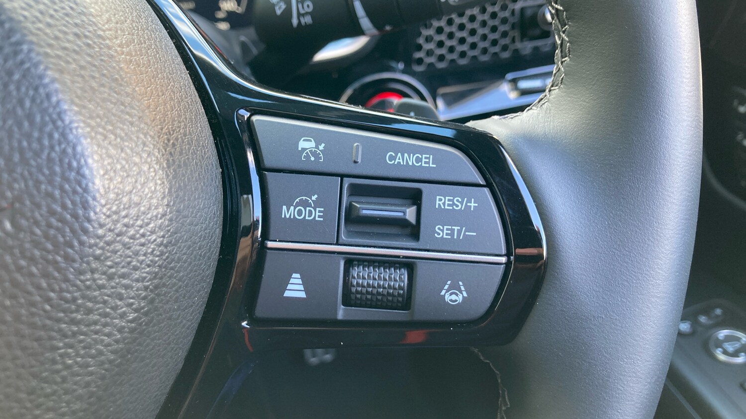 Used Honda CR-V 2023 for sale - 75910855: Photo 35