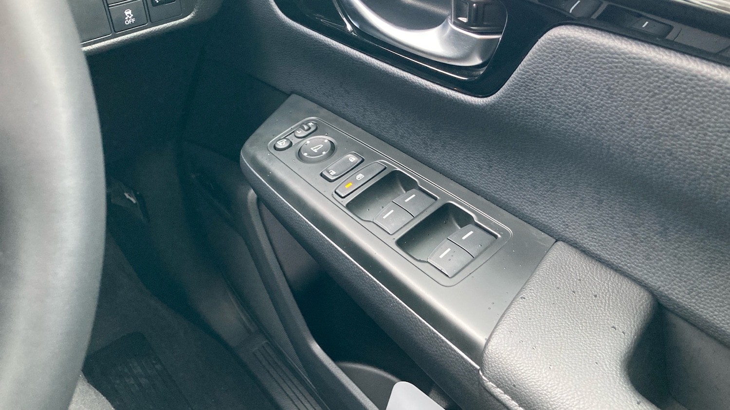 Used Honda CR-V 2025 for sale - 77375798: Photo 37