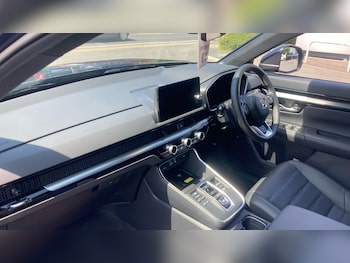 Used Honda CR-V 2025 for sale - 75157402: Photo