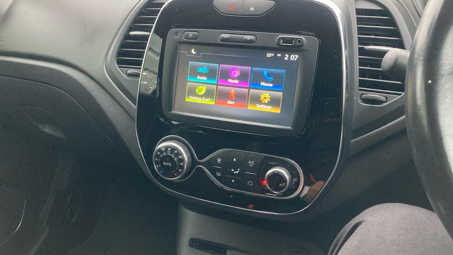 Used Renault Captur 2018 for sale - 76741045: Photo 44